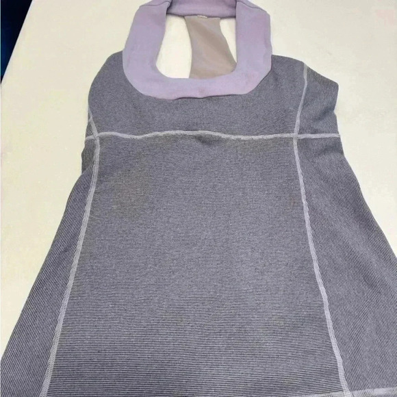 Lululemon tank with build in bra racer back lavender & gray excellent size 4 - Picture 6 of 8